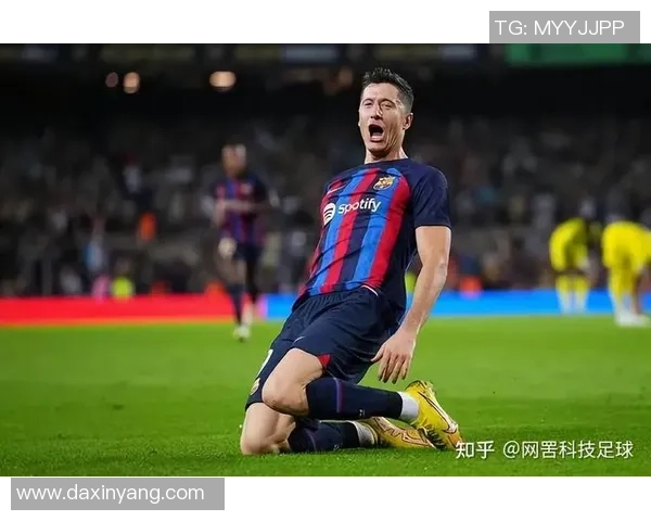 盘点足坛传奇巨星璀璨时刻与不朽荣耀全景呈现